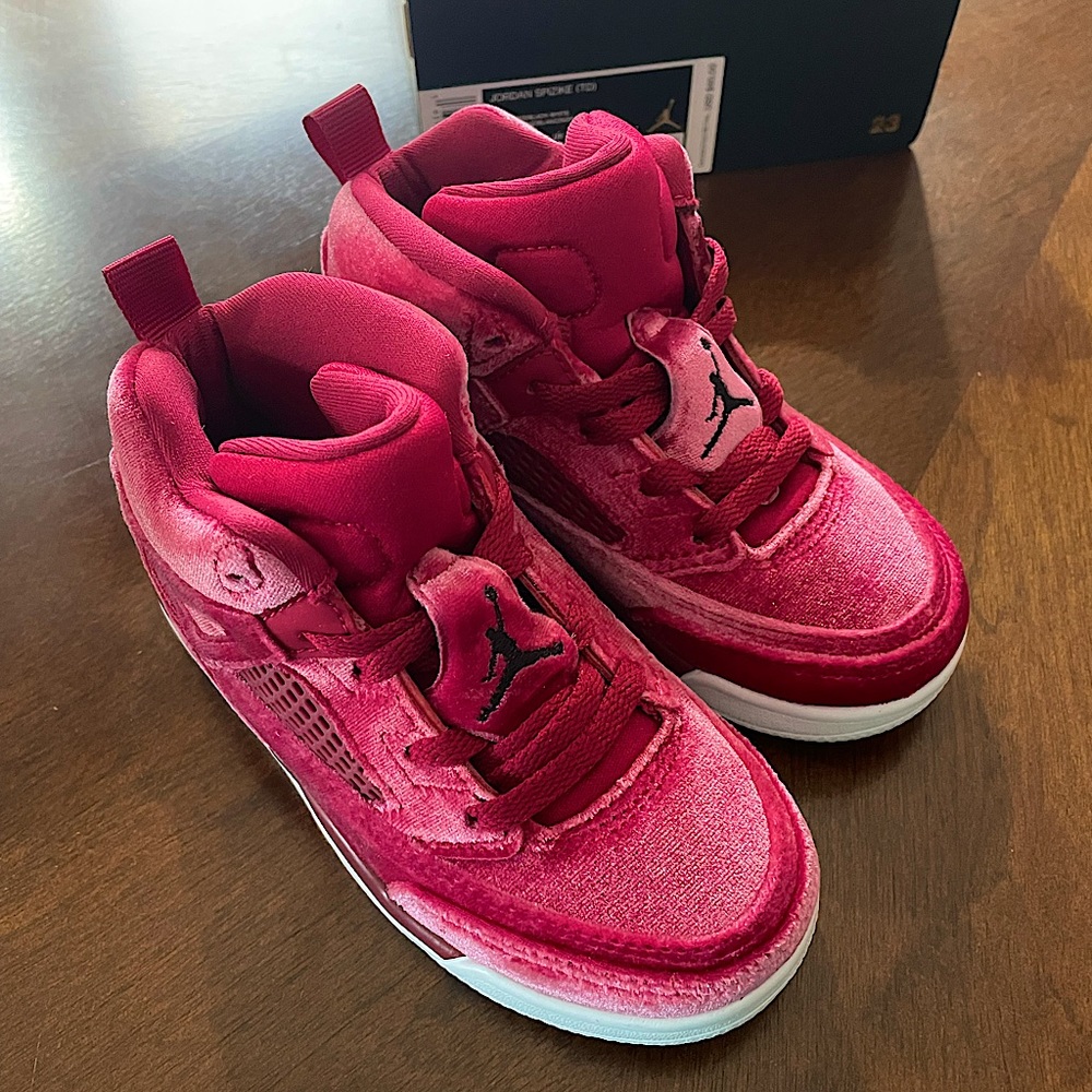 Little Kids Jordan Sneakers